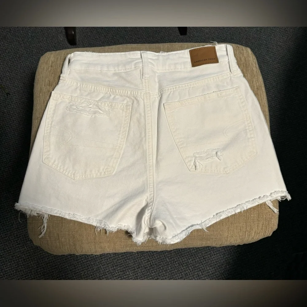 American Eagle White Jean Shorts - Picture 4 of 5